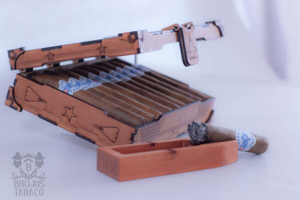 Caja Regalo Madera Grabado Laser Puro Topgun Matus Robusto